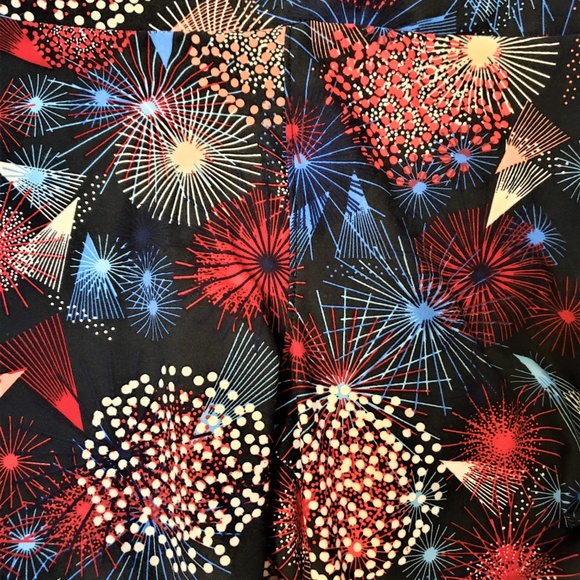 LulaRoe Firework Leggings - Picture 2 of 3